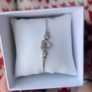 Micheal kors heart bracelet! !